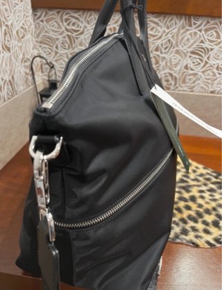 Bolsa de viaje/gimnasio Karl Lagerfeld negra