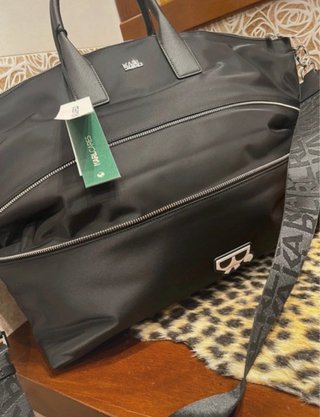 Bolsa de viaje/gimnasio Karl Lagerfeld negra