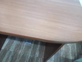 Escritorio marrón madera