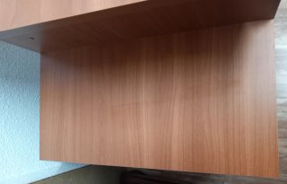 Escritorio marrón madera