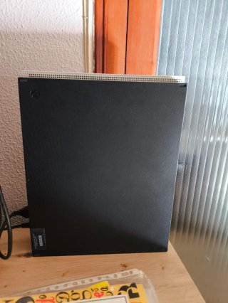 Xbox One X 1TB Bianca + Controller Xbox One