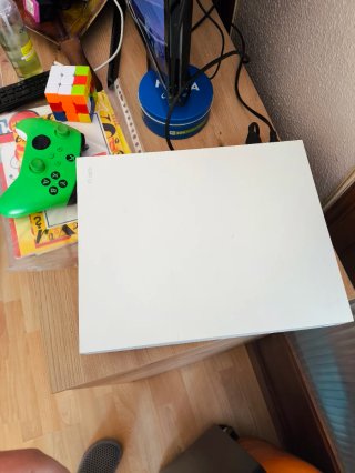 Xbox One X 1TB Bianca + Controller Xbox One