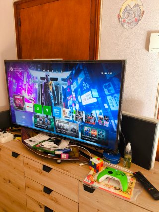 Xbox One X 1TB Bianca + Controller Xbox One