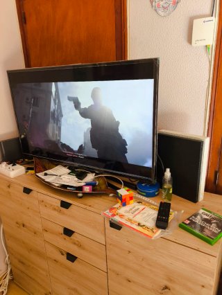 Xbox One X 1TB Bianca + Controller Xbox One