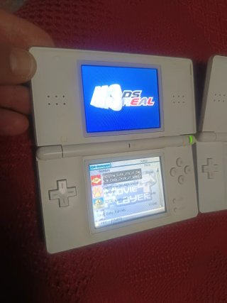 2 Nintendo DS Lite Bianche + Giochi + Caricatore