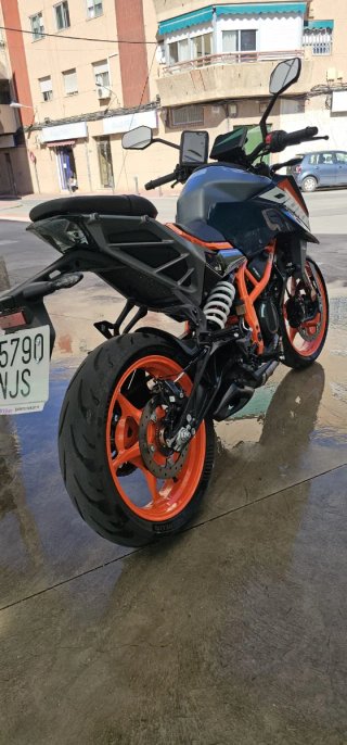 KTM Duke 390 Gris/Naranja
