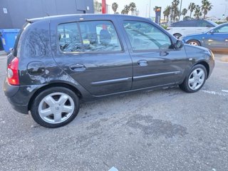 Renault Clio 2003