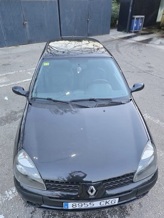 Renault Clio 2003