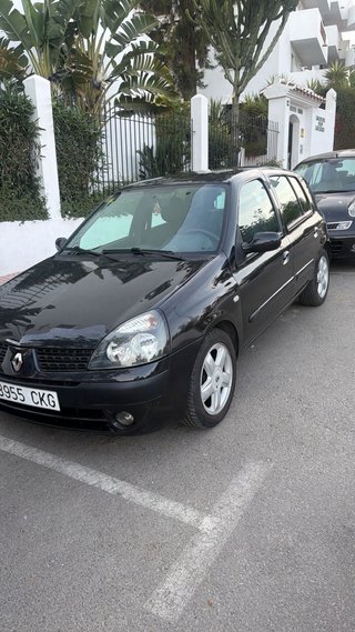Renault Clio 2003