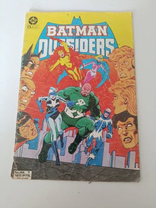 Lote 4 comics Batman y Outsiders año 1987