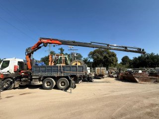 Renault kerax 6x4 volquete y grúa  f330 2002