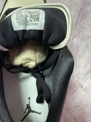Jordan 1 Low Negro Blanco