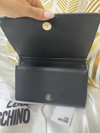 Bolso Love Moschino Negro y Dorado