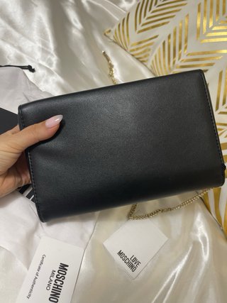 Bolso Love Moschino Negro y Dorado