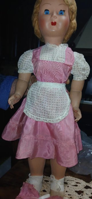 Bambola vintage da collezione