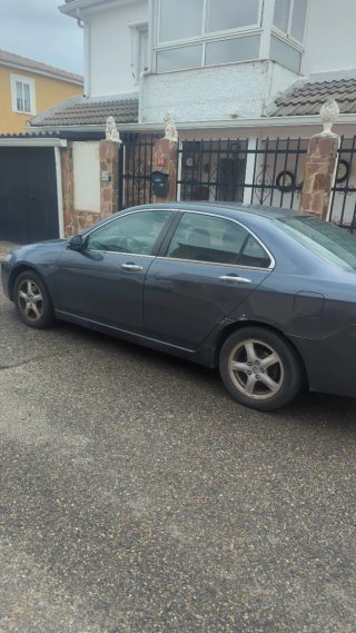 Honda Accord 2004 etiqueta b