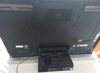 Televisor Sony Bravia Negro y Plate