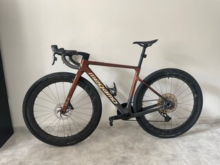 Megamo Silk AXS Gravel