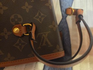 Bolso Louis Vuitton Beige y Marrón