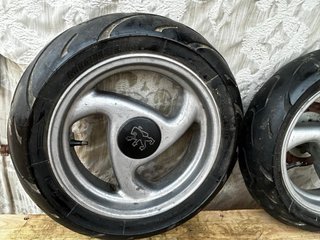 Rueda trasera y delantera peugeot buxy / speedake