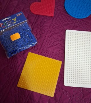 Lote moldes Hama Beads + bolas azules