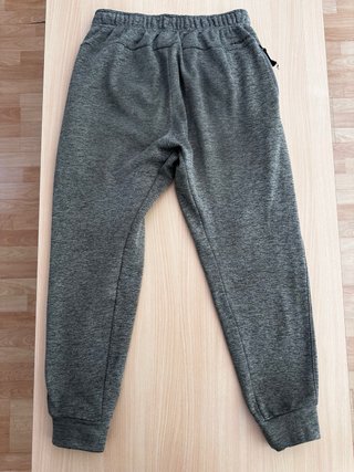 Nike Therma-Fit Pantalones Grises.