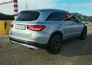 Mercedes-Benz GLC 350e 4MATIC AMG