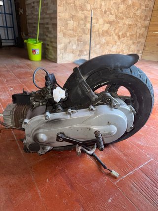 Motor Piaggio Zip 49cc