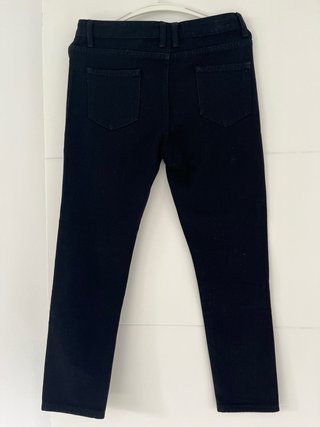 Pantalones negros largos rasgados