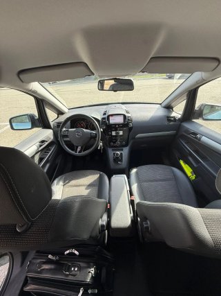 Opel Zafira 2009