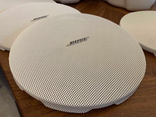 9 Altavoces Bose FreeSpace DS 16F Blancos