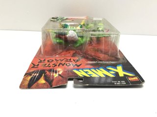 juguete cine y tv toybiz monster armor rogue x-men 1997