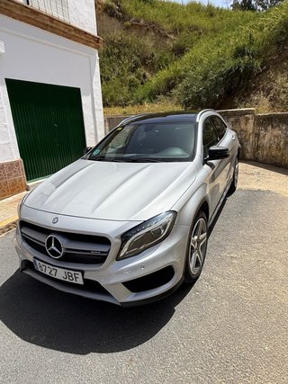 Mercedes-Benz GLA 2014