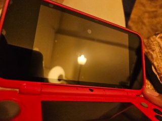 Nintendo 2DS XL Poké Ball Edition