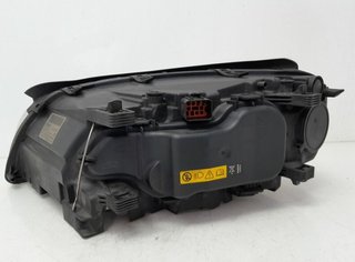 1146642 31214348 faro derecho volvo xc70 kinetic