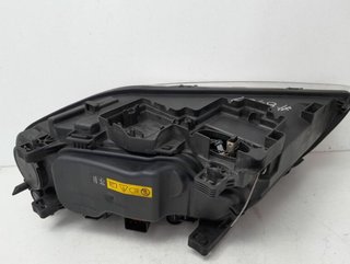 1146642 31214348 faro derecho volvo xc70 kinetic