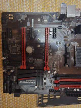 Gigabyte AB350 Gaming Motherboard