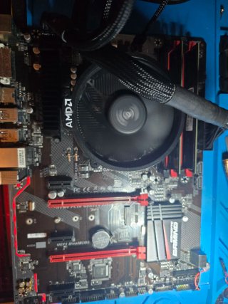 Gigabyte AB350 Gaming Motherboard