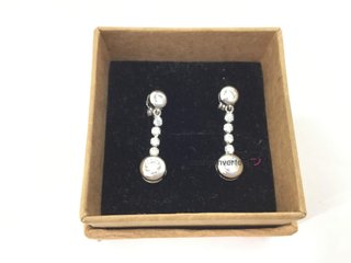 pendientes oro 18k con piedra con circonita