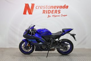 Yamaha R7 A2