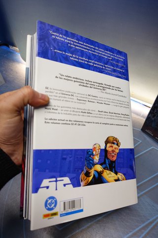 Nuevo. 52 la colección completa tomó 1 y tomo 2 Panini, DC comics
