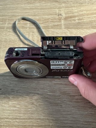 Cámara Nikon Coolpix S210 Morado - Para Piezas