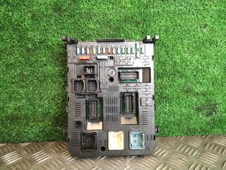 CAJA RELES / FUSIBLES PEUGEOT 3008 281197595