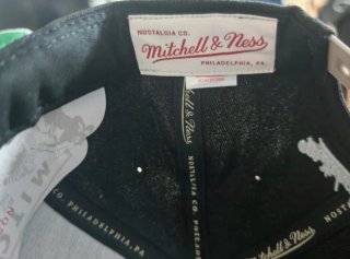 Cappello Mitchell & Ness Legendary Nero Grigio