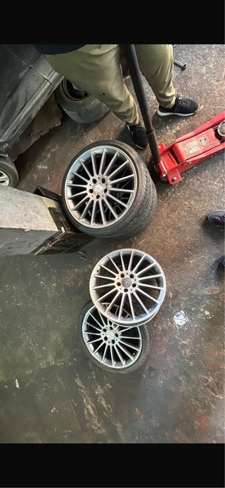 Llantas Mercedes