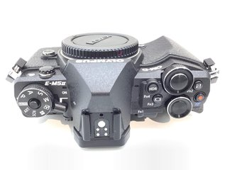 camara digital evil olympus om-d e-m5 mark ii