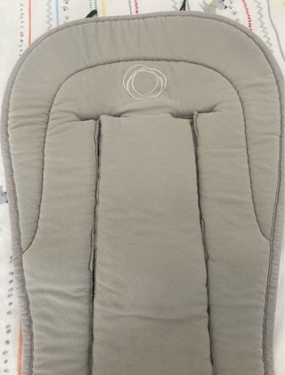 Capota Bugaboo Breezy Arctic Grey + Colchoneta transpirable