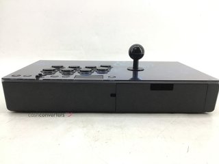 mando ps4 razer panthera evo
