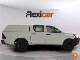 Toyota Hilux 2400 150cv