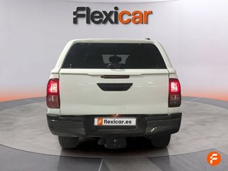Toyota Hilux 2400 150cv